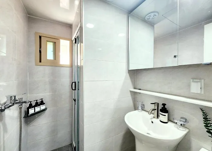 Hongdae Yeonnam Mangwon Walking Distance 3qbed Airport Railroad Luggage Storage Parking * Séoul